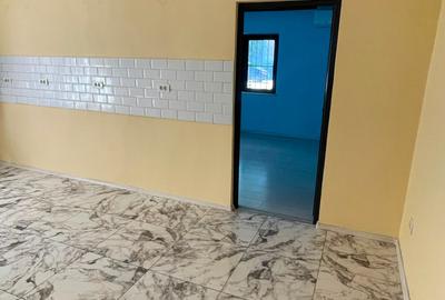 Apartament cu 2 camere decomandat în Far - 2