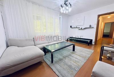 Apartament cu 4 camere semidecomandat în Gorjului