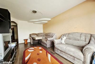 Apartament cu 3 camere decomandat în Păcurari