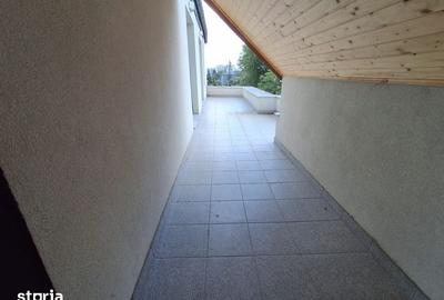 Apartament cu 3 camere decomandat în Obor