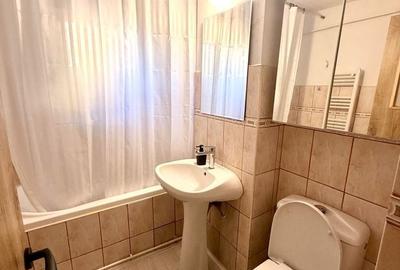 Apartament cu 2 camere decomandat în Exterior Vest