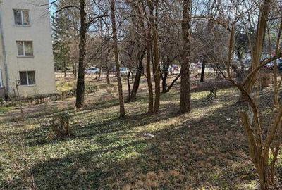 Apartament cu 3 camere semidecomandat în Central - 3