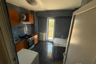 Garsonieră decomandată în Vitan