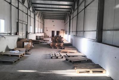 Spațiu comercial, de 595 mp, în Cornetu