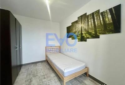 Apartament cu 3 camere semidecomandat în Tătărași