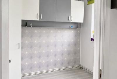 Apartament cu 2 camere semidecomandat în Micro 1