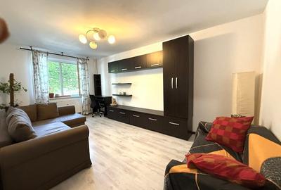 Apartament cu 3 camere decomandat, mobilat în Gorjului