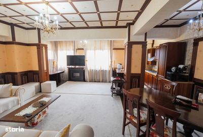 Apartament cu 3 camere decomandat în Băneasa