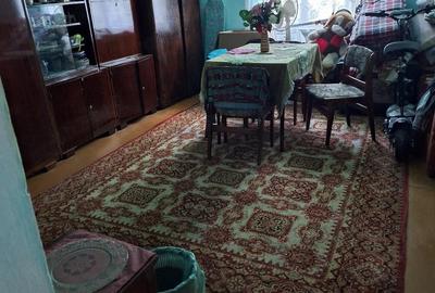 Casă cu Teren 1000 Mp în Vucova