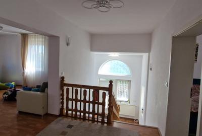 Casă cu 4 camere în Șura Mică - 5