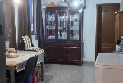 Casă individuală cu 8 camere cu Canalizare în Ciolpani - 39