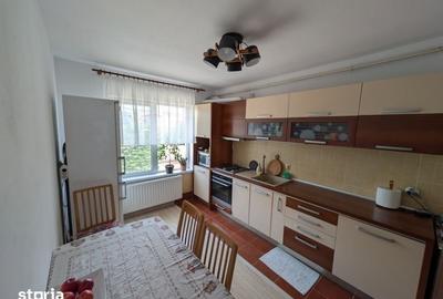 Apartament cu 3 camere în Florești - 2