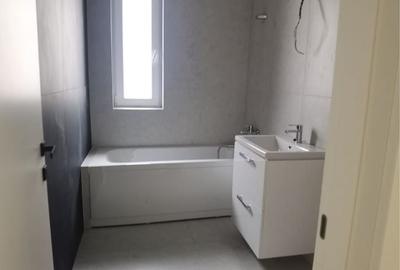 Apartament cu 2 camere decomandat în Giroc