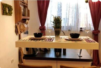 Apartament cu 2 camere semidecomandat, mobilat în 13 Septembrie - 2