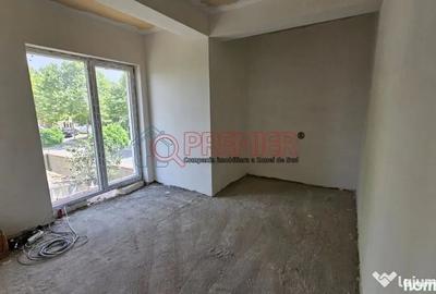 Casă cu 4 camere cu Teren 120 Mp în Central