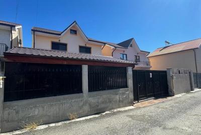 Casă cu 7 camere cu Canalizare în Sud-Est - 5