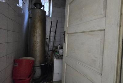 Casă cu 3 camere cu Teren 144 Mp în Central