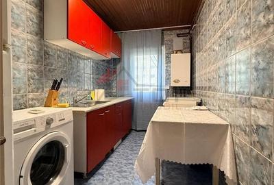 Apartament cu 2 camere decomandat în Gară