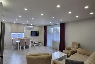 Apartament cu 4 camere semidecomandat în Florești