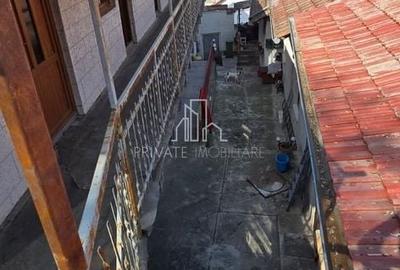 Casă cu 4 camere decomandat în Angofa - 2