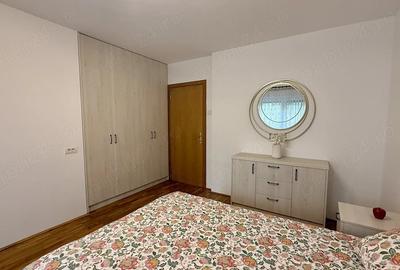Apartament cu 3 camere decomandat în Unirii