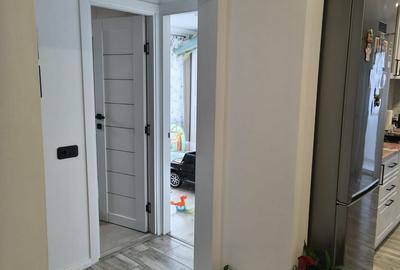 Apartament cu 3 camere decomandat în Între Lacuri - 3