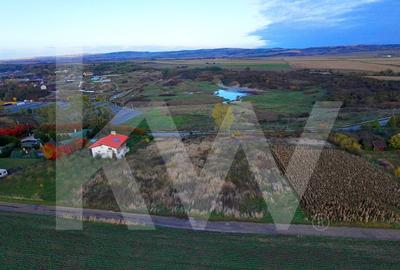 Teren Construcții intravilan de 4270 mp, în Ocna Sibiului - 1