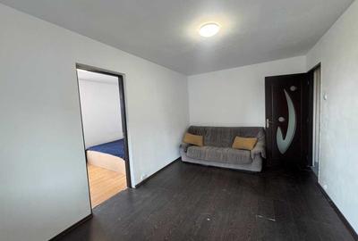 Apartament cu 2 camere semidecomandat în Ultracentral
