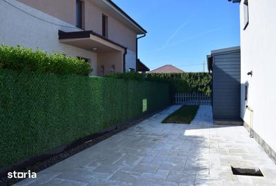 Casă cu 3 camere cu Teren 400 Mp în Rogerius - 2