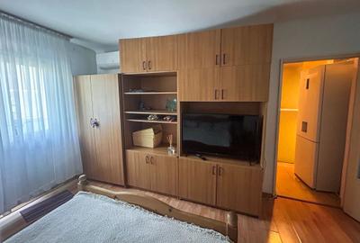 Garsonieră decomandată în Rovine - 5