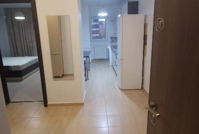 Garsonieră decomandată, mobilată în Roșu