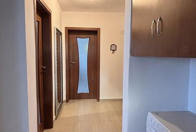 Apartament cu 2 camere decomandat în Km 4 - 6