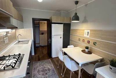 Apartament cu 3 camere decomandat în Unirii