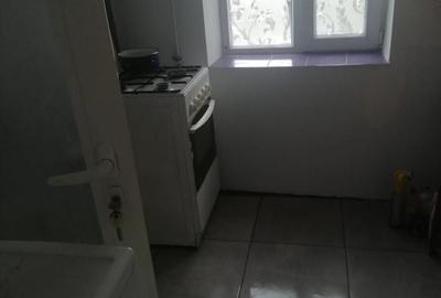 Casă cu 3 camere în Central