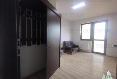 Apartament cu 4 camere semidecomandat, mobilat în Central - 3
