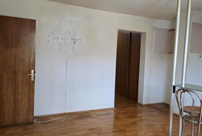 Apartament cu 3 camere semidecomandat în Drumul Taberei - 2