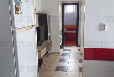Apartament cu 3 camere decomandat, mobilat în Călărași - 2