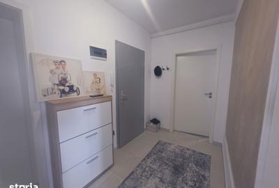 Apartament cu 2 camere decomandat în Tractorul - 2