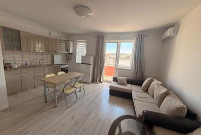 Apartament cu 2 camere semidecomandat în Florești