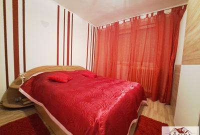 Apartament cu 4 camere semidecomandat, mobilat în Cugir - 4