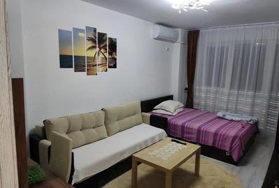 Garsonieră decomandată, mobilată în Ozana