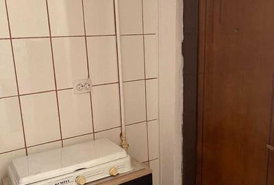 Garsonieră semidecomandată în Războieni - 2