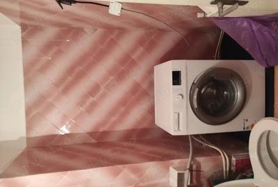 Apartament cu 4 camere decomandat în Central - 1