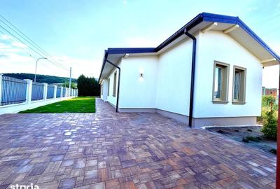 Casă cu 3 camere cu Teren 418 Mp în Cetate - 1