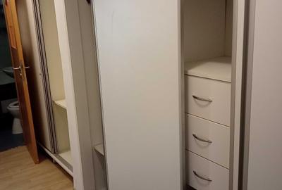 Apartament cu 3 camere semidecomandat în Titan
