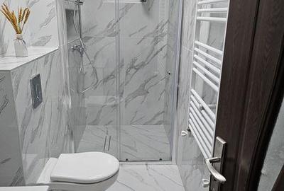Casă cu 2 camere decomandat cu Teren 60 Mp în Central