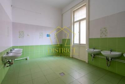 Casă individuală cu 30 camere cu Canalizare în Central - 12