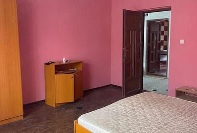 Casă cu 6 camere cu Teren 400 Mp în Central