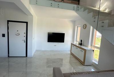 Apartament cu 3 camere decomandat, mobilat în Girocului