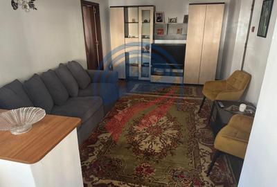 Apartament cu 2 camere semidecomandat, mobilat în Calea București
